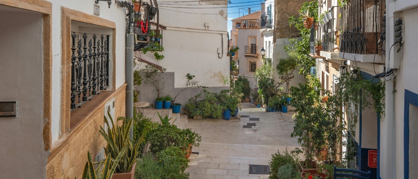 El Barrio Alicante Old Town